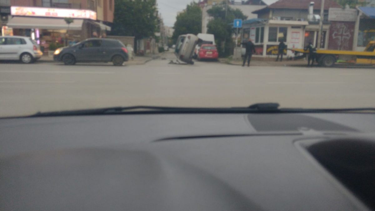 Първо в БЛИЦ! Мистериозна катастрофа в "Надежда" в София, какво се е случило ВИДЕО