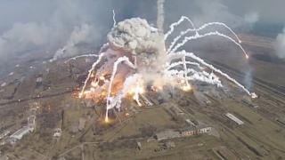 ВИДЕО от войната: "Ланцет" на "Смелите" унищожи САУ на ВСУ край Сватово
