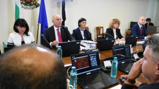 Сагата във ВСС продължава! По тъмна доба Гешев отсече, че...