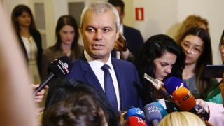 Костадинов с тежки обвинения към ПП-ДБ за плагиатство БЛИЦ TV