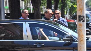 Ексклузивно в БЛИЦ! Ето къде се намира Божков в момента и кога ще се върне в България! СНИМКА