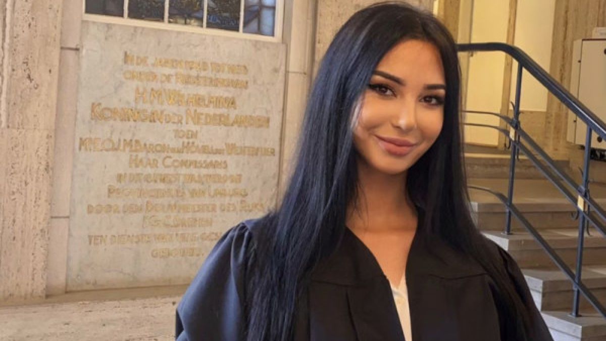 19-годишна българка от Кейптаун е най-младата парфюмеристка в света СНИМКИ