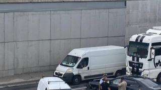 Първо в БЛИЦ! Адска катастрофа в "Люлин" в София СНИМКИ 