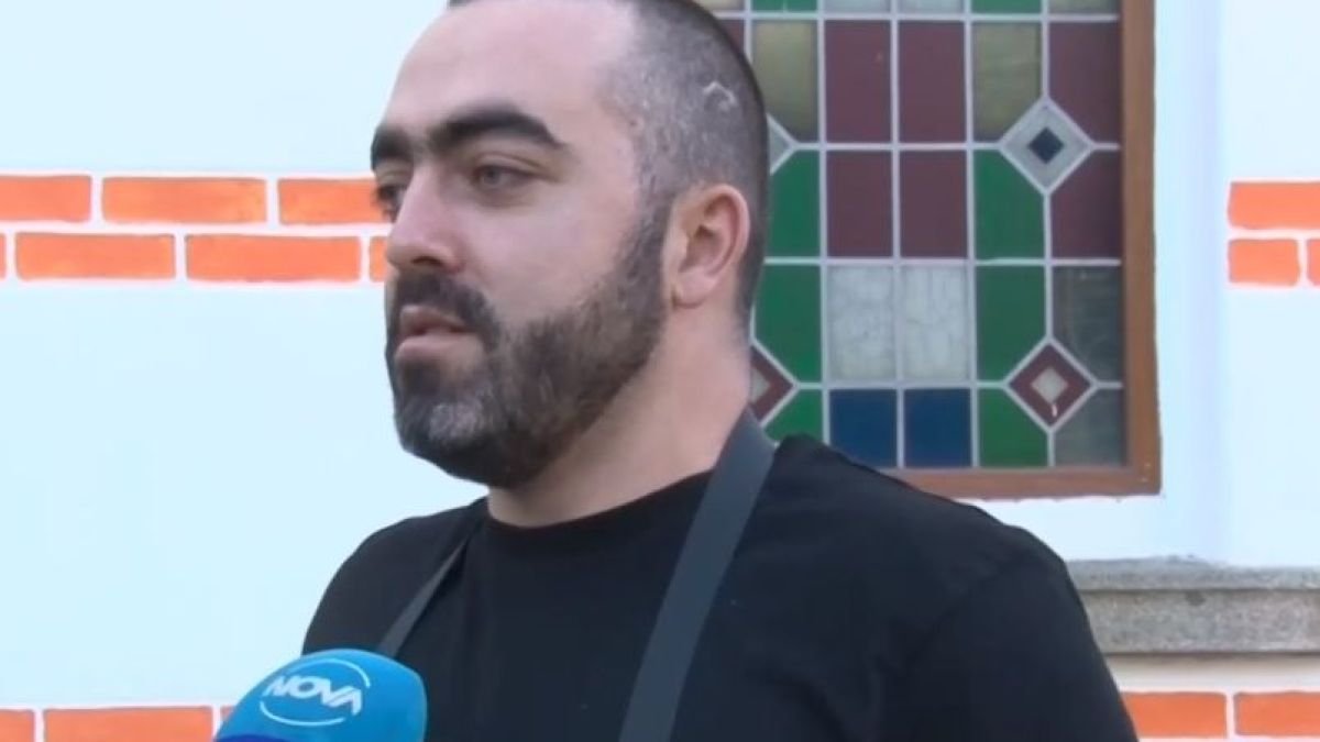 Дъно! Откраднаха кутия за дарения от църква ВИДЕО