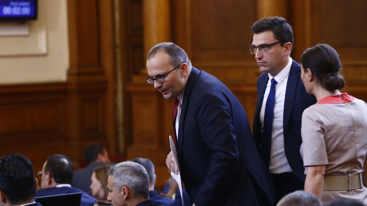 Скандал: ПП-ДБ бият тревога заради ход, който ще счупи бюджета, ГЕРБ ги попариха