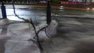 Извънредно в БЛИЦ: Адът се стовари върху София, столицата е под вода!