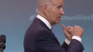 Байдън с нов гаф: Бог да пази кралицата! ВИДЕО