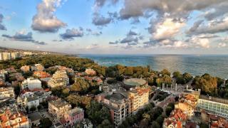 Чудовищно поскъпване на жилищата в този морски град, центърът на София е по-евтин