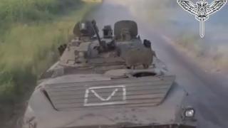 ВИДЕО от войната: Украински бойци унищожиха рядка бойна машина за миниране