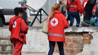 Веднага затворете вратата, ако ви посети доброволец на БЧК у дома! Причината е...