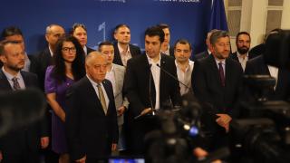 От "Възраждане" разкриха истинската причина ПП да иска промяна в Конституцита