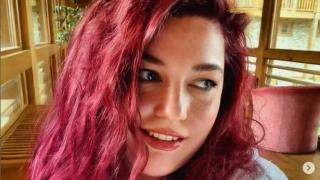 Пам Велидис е готова за горещи летни подвизи, призна си, че... СНИМКИ