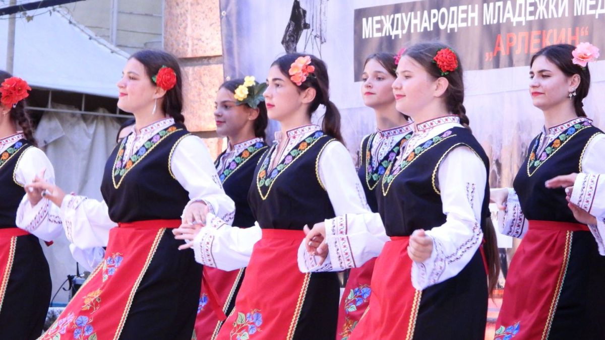 Международният младежки медиен фестивал „Арлекин“ даде награда на името на Хачо Бояджиев