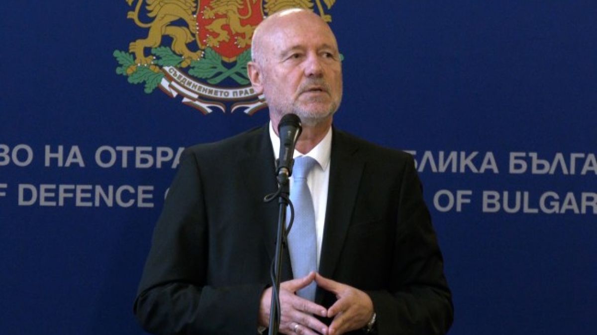 Тагарев: Бъдещето ни е ясно, трябва да се интегрираме много здраво в НАТО