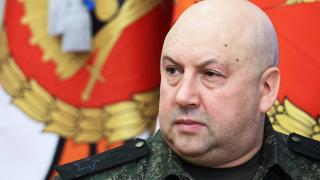 Москва жужи: Защо разпитват генерал Армагедон, участвал ли е в бунта на "Вагнер"