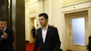 Георг Георгиев: Кирил Петков пърха от ентусиазъм покрай Зеленски, а още миналата година можеше да...