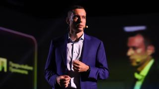 Голяма бомба за Васил Терзиев! Оказа се роднина на...