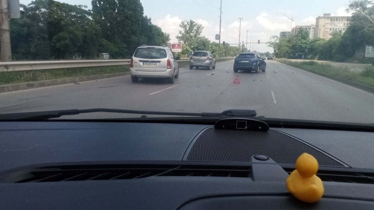 Извънредна ситуация на ключов булевард в София, ето какво се случва СНИМКИ