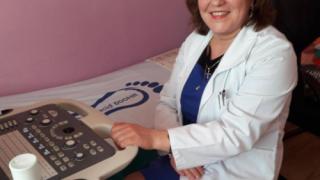 Черна вест разтърси Пиринско: Почина светило в гинекологията