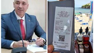 Кметът на Созопол хапна рибена чорба в култово заведение край морския бряг и смая със СМЕТКАТА 