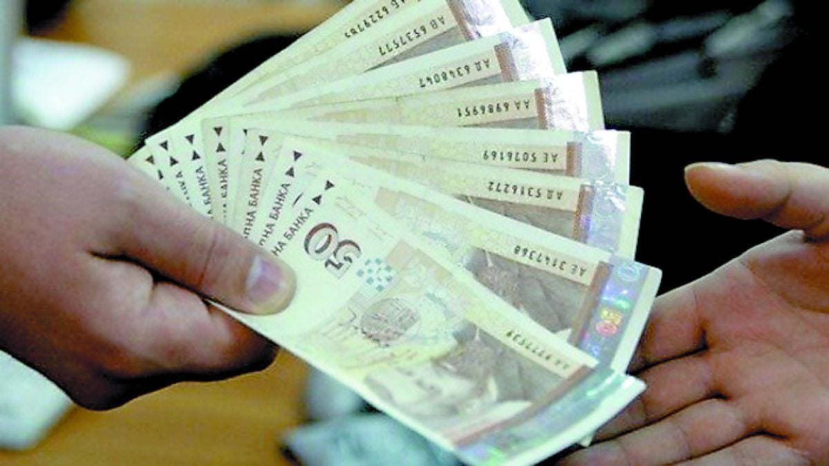 Тези данни за заплатите у нас и в останалите балкански страни смаяха всички 