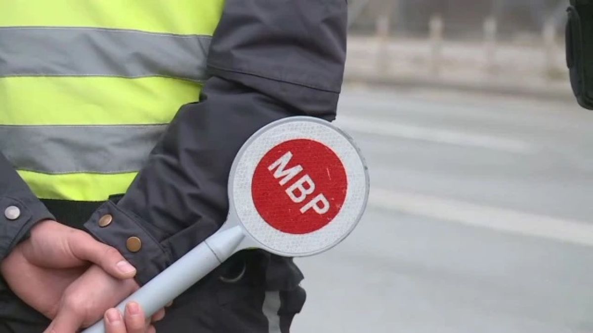 Германски гъзар с нов джип „Порше“ подлуди полицаи в Родопите, положението му било трагично