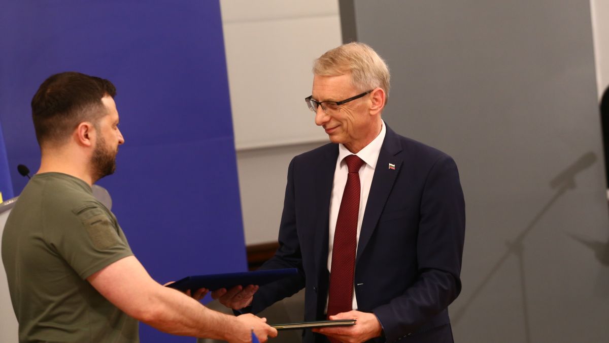 Светльо Витков: Отказвам да се закача на кукичките на пропагандата за войната в Украйна