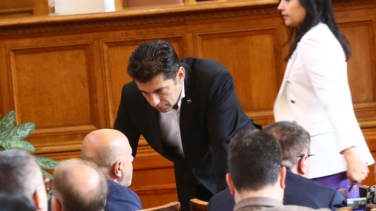 СУПЕР СКАНДАЛ В БЛИЦ! Кирил Петков превзема МВР със скандални назначения! Кога ще извикат него и баща му за разстрела на Алексей Петров?