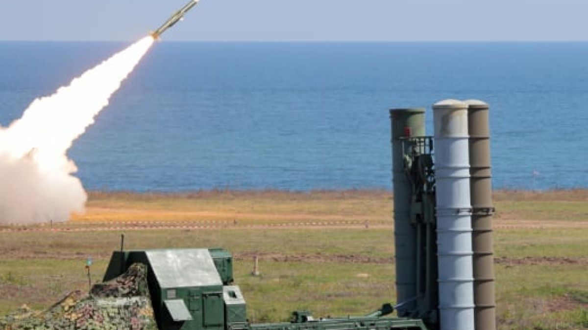 България се пазари със САЩ за ПВО системите си C-300 за $200 млн., за да ги вземе Украйна