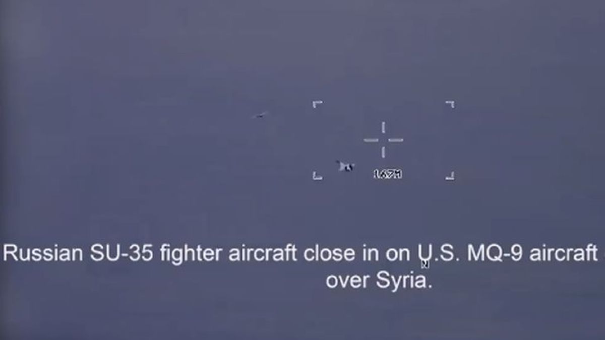 Пентагонът с ВИДЕО как руски Су-35 "тормози" MQ-9 Reaper на САЩ