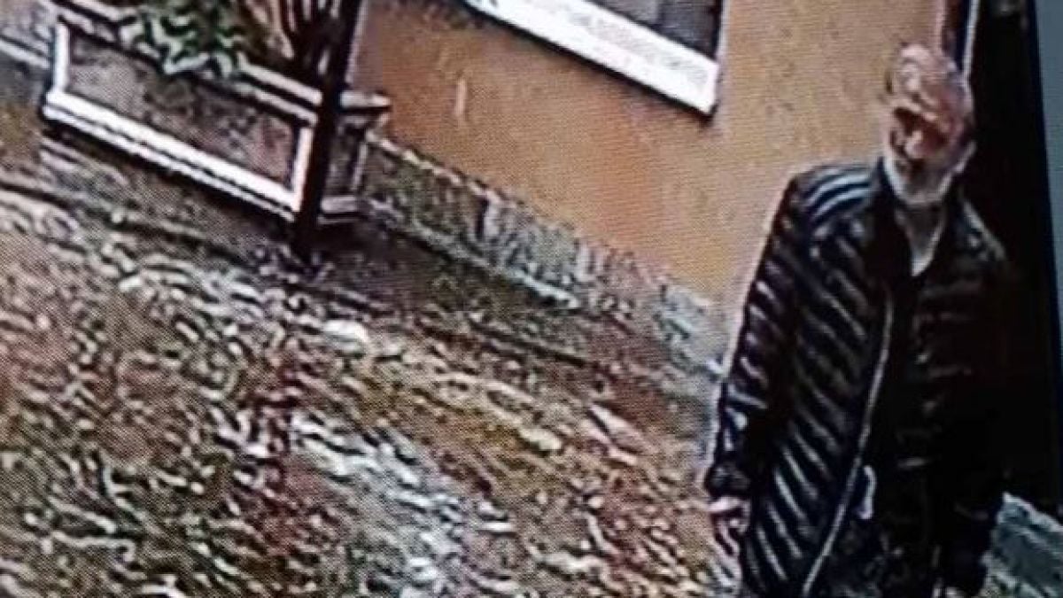 Столичанка търси информация под дърво и камък за този мъж, посегнал е на... СНИМКИ