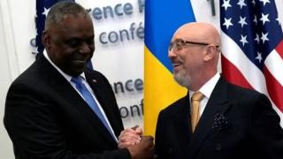 Резников: Украйна ще използва US касетъчните боеприпаси за да...
