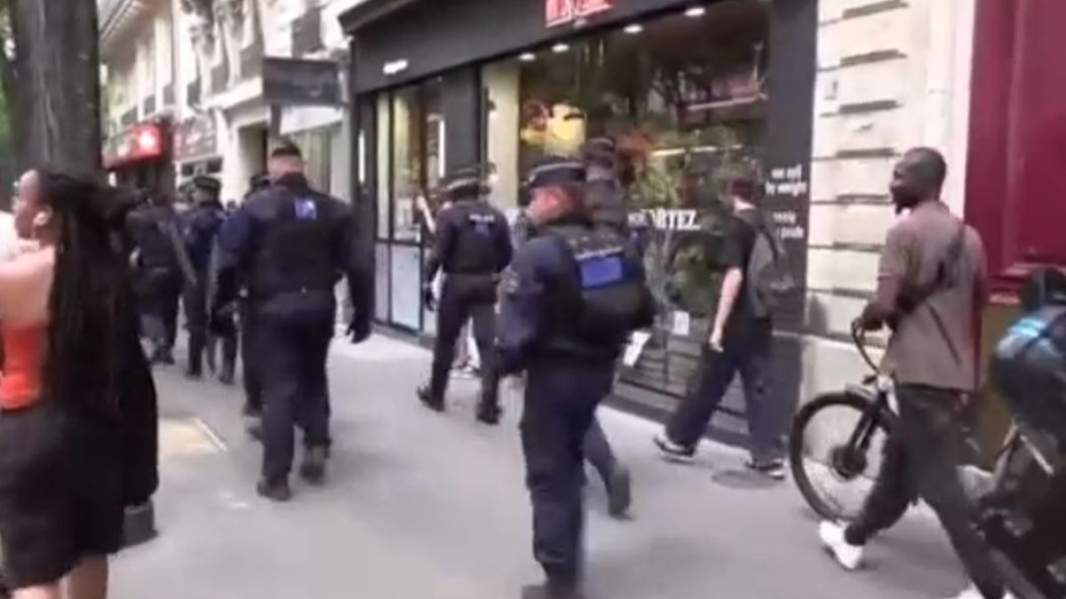 Във Франция не спира да ври и кипи след убийството на 17-г. младеж, ето какво се случва ВИДЕО