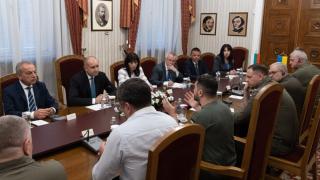 Румен Христов заради думите на Радев към Зеленски: Срам ме е от него