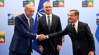 Извънредно! Ердоган се съгласи да пусне Швеция в НАТО