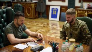 Сержант, приет лично от Зеленски, нарече зам.-командира на 47-а бригада от ВСУ аморален дегенерат, защото... 
