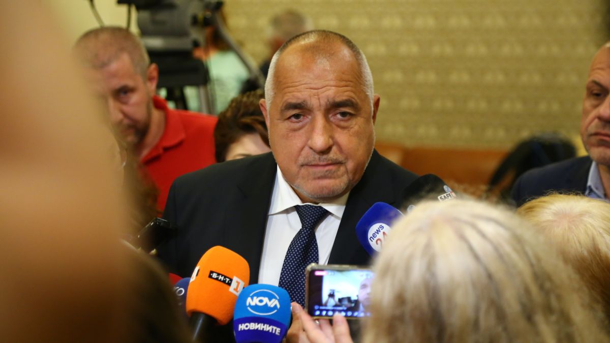 Скандалът гърми: ГЕРБ с мълниеносна реакция след тежките думи на Радев от Шипка