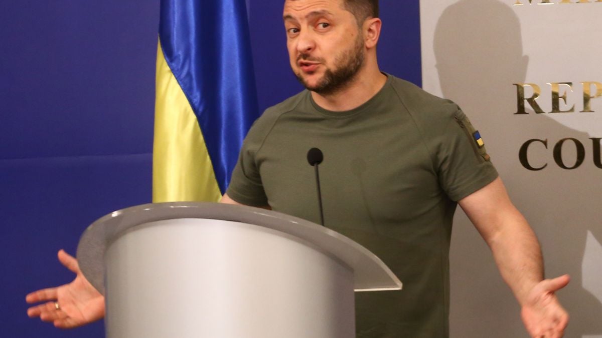 Зеленски нареди: Коледа вече ще е на 25 декември!