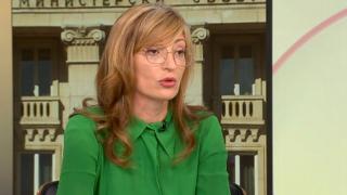 Захариева посече президента заради Украйна: Войната не е прищявка на Зеленски