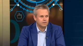 Мистерията със среднощния удар по НС се заплита ВИДЕО