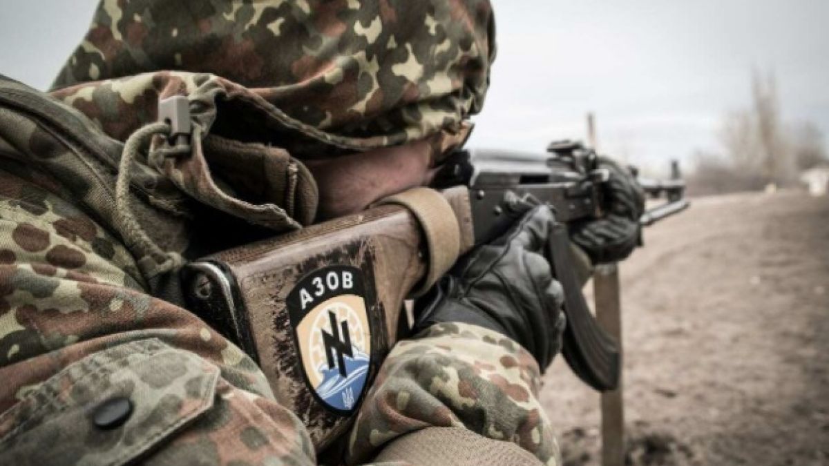 ВИДЕО 18+ от войната: Атака на "Азов" край Бахмут, показана от първо лице
