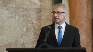 Денков отива на важна среща със...