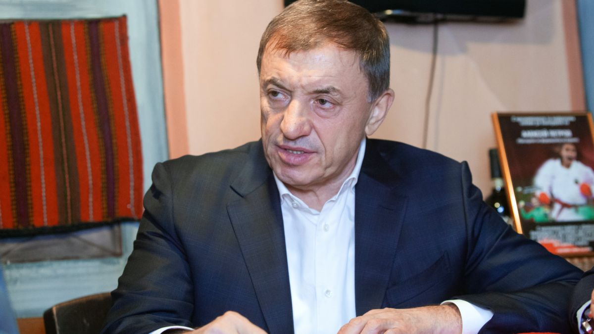 Алексей Петров: Атаката срещу Лев Инс е кибертероризъм 