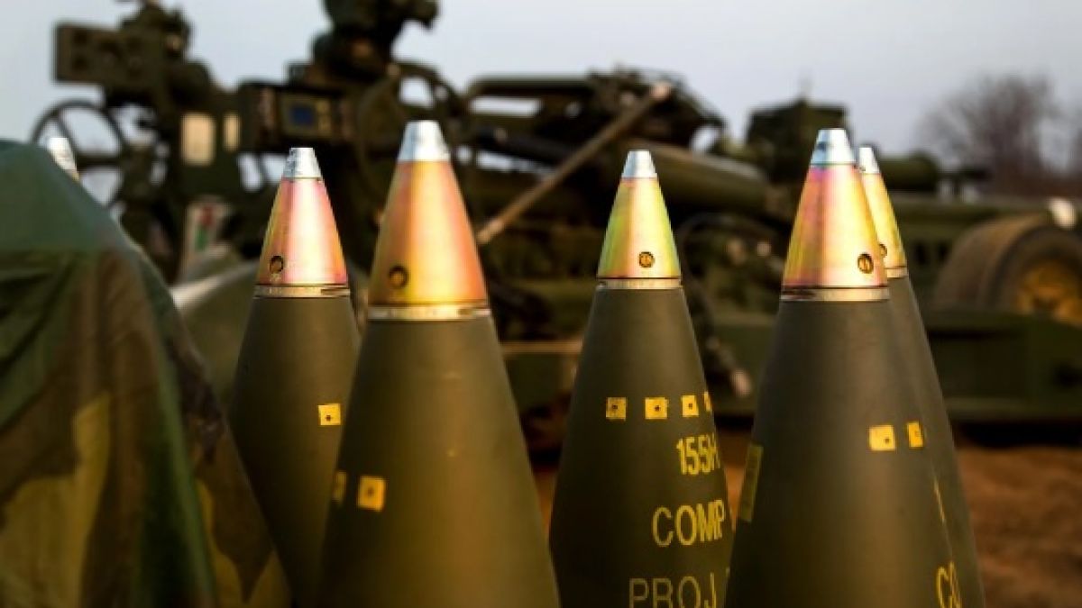 Военен експерт разясни дали касетъчните снаряди ще станат решаващ фактор във войната