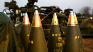 Военен експерт разясни дали касетъчните снаряди ще станат решаващ фактор във войната