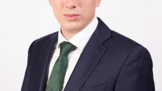 Нови попълнения в кабинета "Денков"