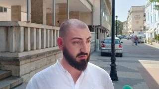 Тошо Куката излязъл от ареста, отишъл на работното място на момчето, заснето като куче и... ВИДЕО