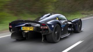 Цената за ремонт на автомобил Aston Martin шокира собственика