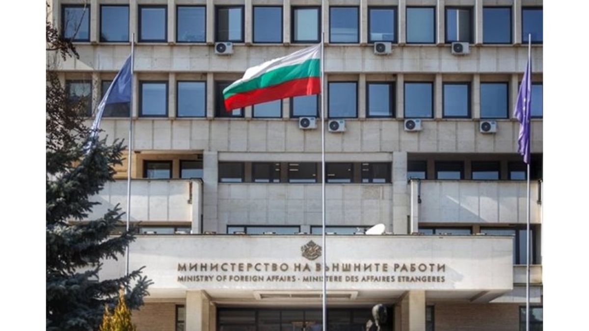 Външно с гневна реакция към Скопие заради терора към деца, рисували в София