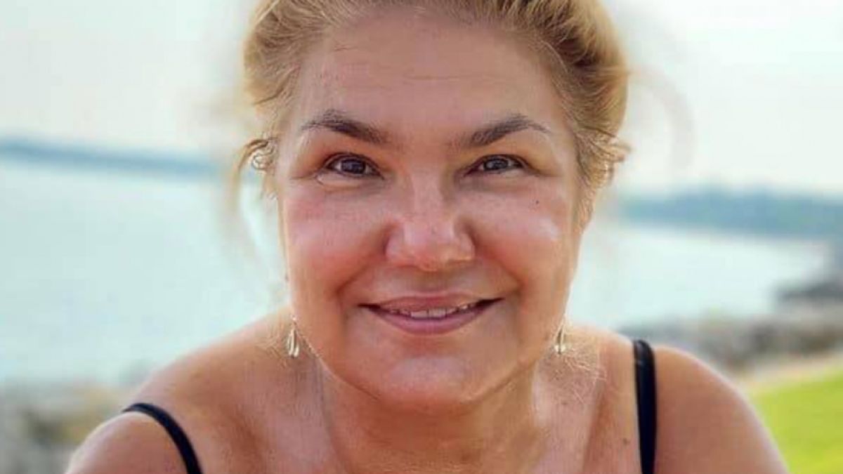 Марта Вачкова стана свидетел на голям бой на плажа и не се поколеба да... СНИМКИ